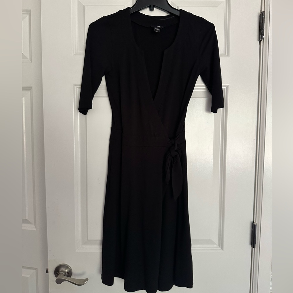H&M Woman’s Black Wrap Dress size 6